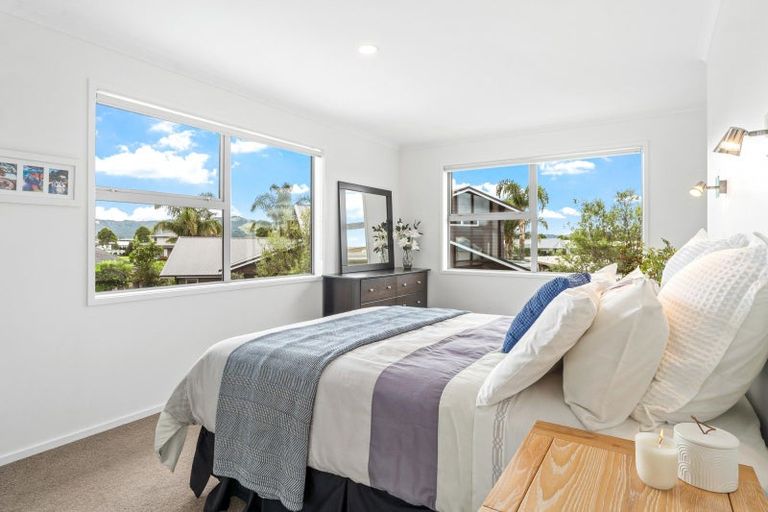 Photo of property in 26 Waitotara Way, Whitianga, 3510