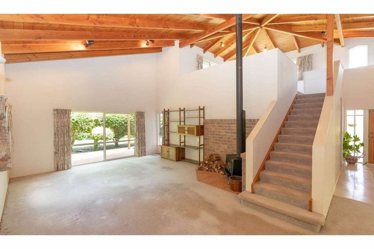 Photo of property in 1 James Kemp Place, Kerikeri, 0230