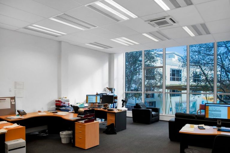 Photo of property in 1/21 Devon Street, Stoke, Nelson, 7011