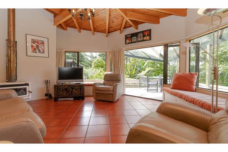Photo of property in 9 Peacock Garden Drive, Kerikeri, 0230