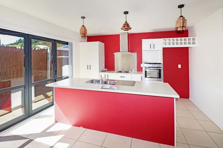 Photo of property in 37 Fraser Colman Grove, Wainuiomata, Lower Hutt, 5014