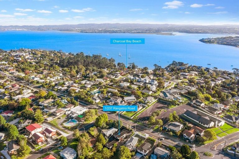 Photo of property in 1/237 Rangatira Road, Beach Haven, Auckland, 0626