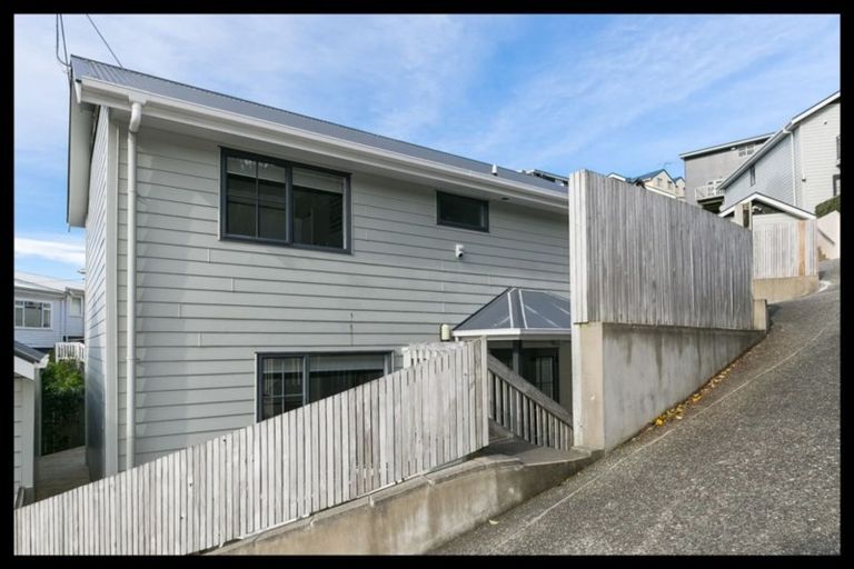 Photo of property in 2/25 Hollies Crescent, Johnsonville, Wellington, 6037