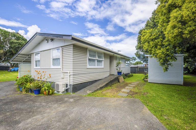 Photo of property in 17 Brentford Place, Manurewa, Auckland, 2102