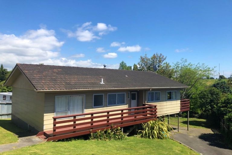 Photo of property in 40 Cumberland Crescent, Welcome Bay, Tauranga, 3112