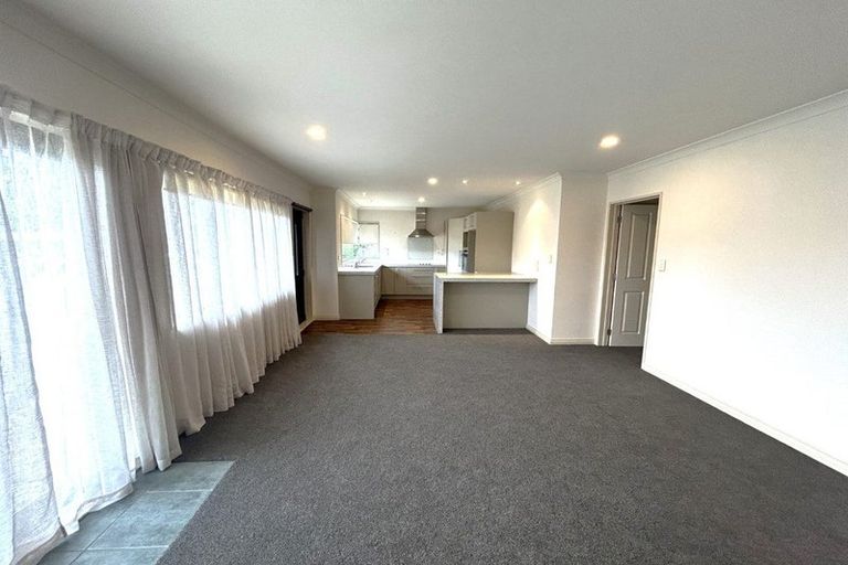 Photo of property in 142a Gloucester Street, Taradale, Napier, 4112