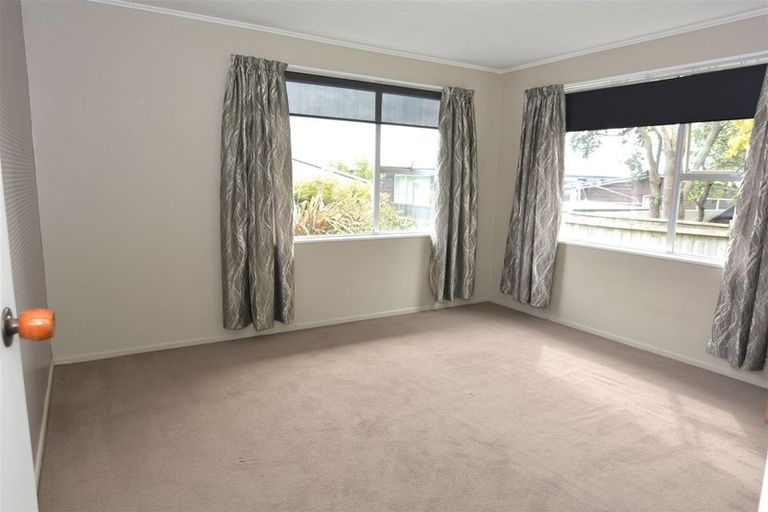 Photo of property in 2/24 Chilton Drive, Mairehau, Christchurch, 8052