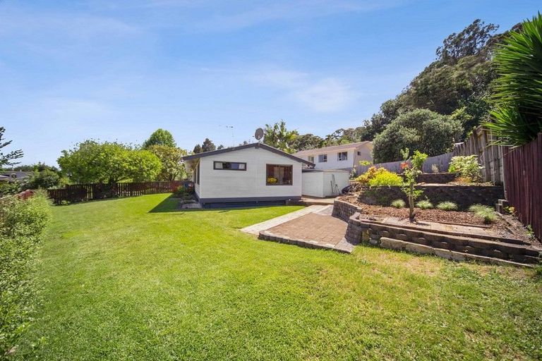 Photo of property in 10 Chrisarda Place, Red Hill, Papakura, 2110