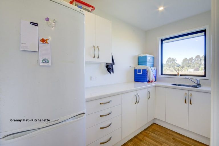 Photo of property in 8 Northside Drive, Waikuku, Rangiora, 7473