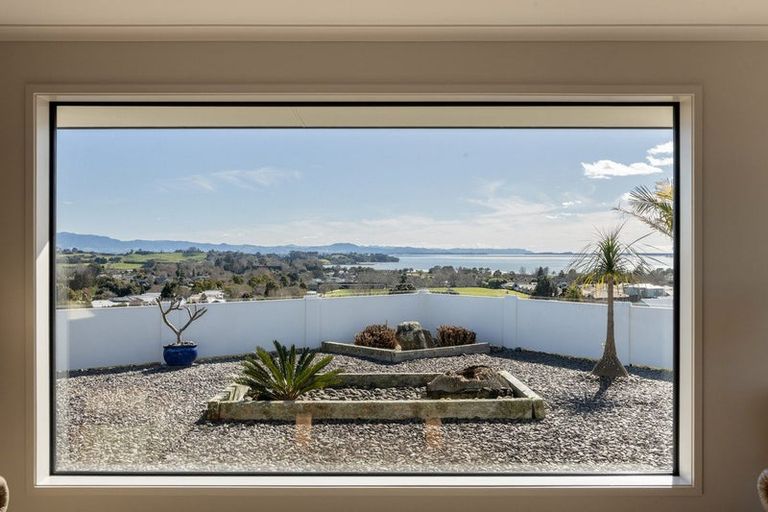 Photo of property in 35 Holyoake Terrace, Omokoroa, 3114