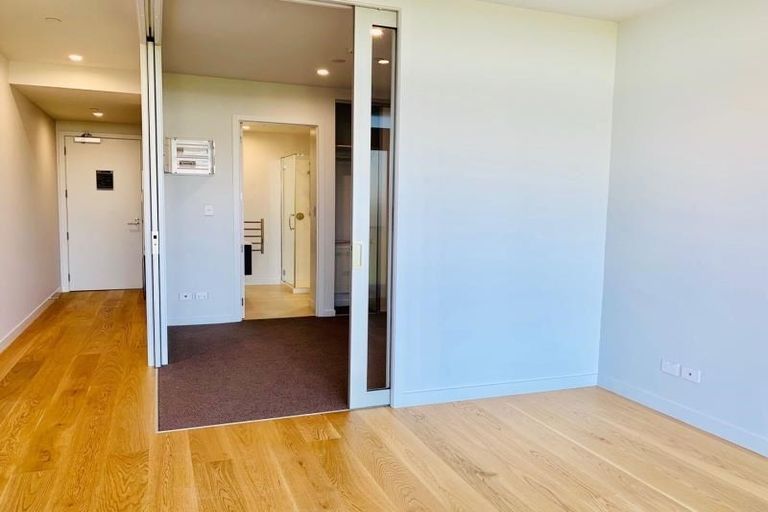 Photo of property in Frank Sargeson Apts, 206/80 Anzac Street, Takapuna, Auckland, 0622