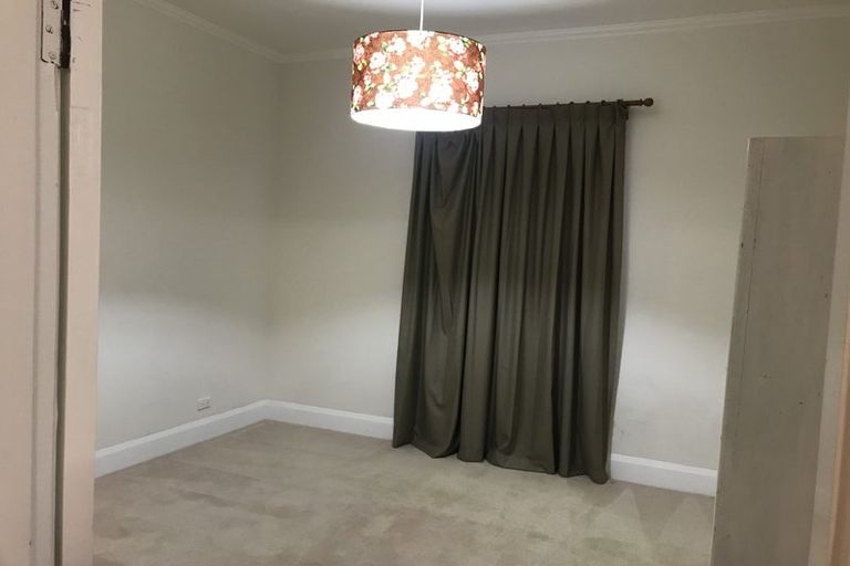 Photo of property in 106 Fox Street, Featherston, 5710