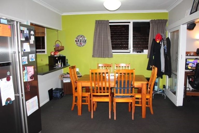 Photo of property in 12 Lewis Road, Pakuranga, Auckland, 2010