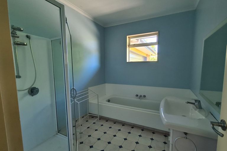 Photo of property in 5 Chamberlain Road, Masterton, 5810