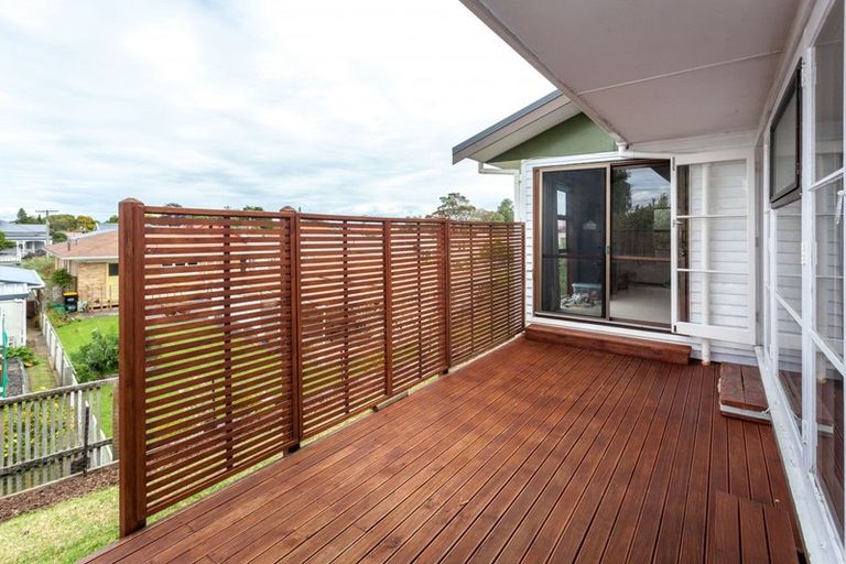 Photo of property in 105 Brunton Crescent, Thames, 3500