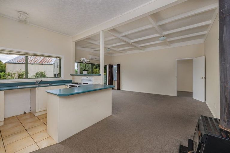 Photo of property in 10 Yorke Road, Haruru, 0204