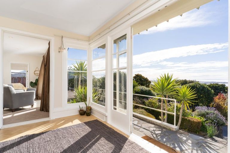 Photo of property in 40 Major Hornbrook Road, Mount Pleasant, Christchurch, 8081