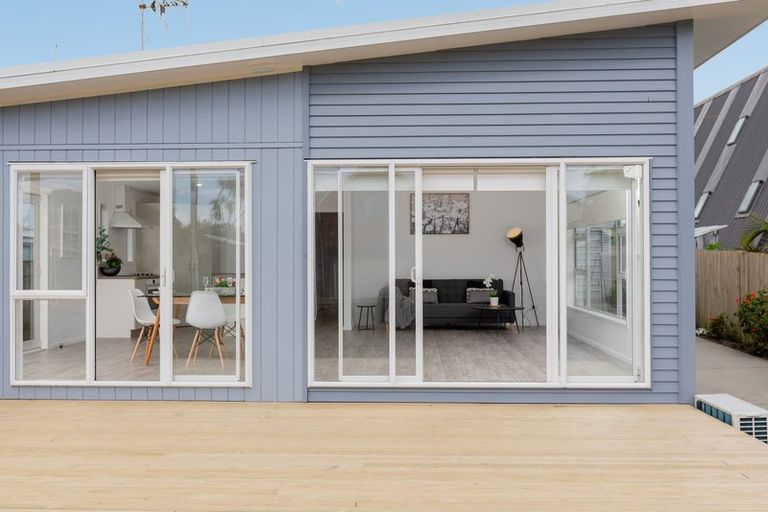 Photo of property in 100a Simpson Road, Papamoa Beach, Papamoa, 3118