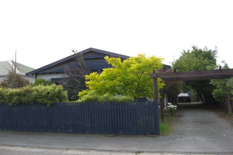 Photo of property in 12 Kenilworth Street, Addington, Christchurch, 8024