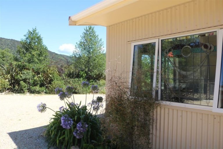 Photo of property in 18 Onekaka Iron Works Road, Onekaka, Takaka, 7182