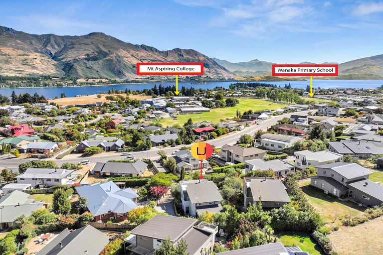 Photo of property in 31a Kings Drive, Wanaka, 9305