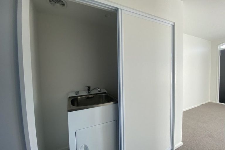 Photo of property in 4/12 Burke Street, Addington, Christchurch, 8024