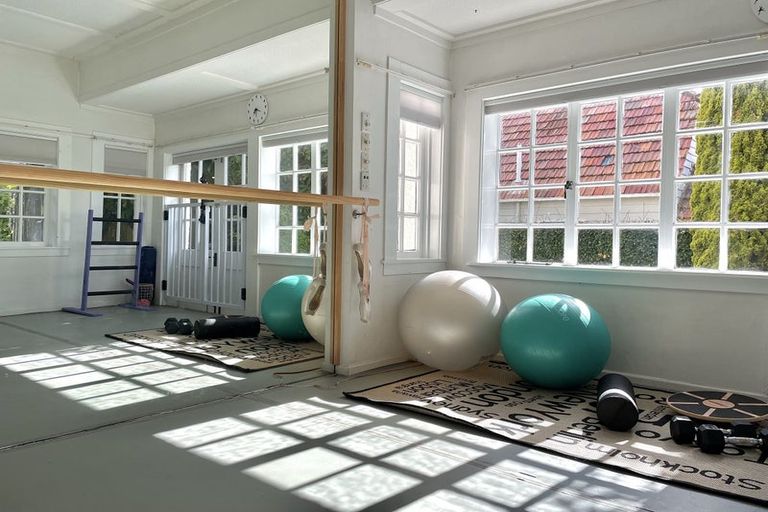 Photo of property in 23 Lancaster Street, Karori, Wellington, 6012