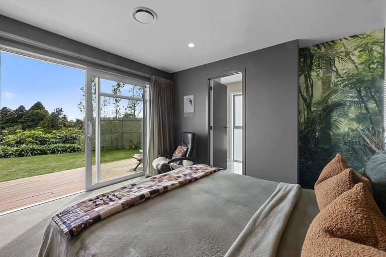 Photo of property in 5 Greenpath Lane, Hurworth, New Plymouth, 4310