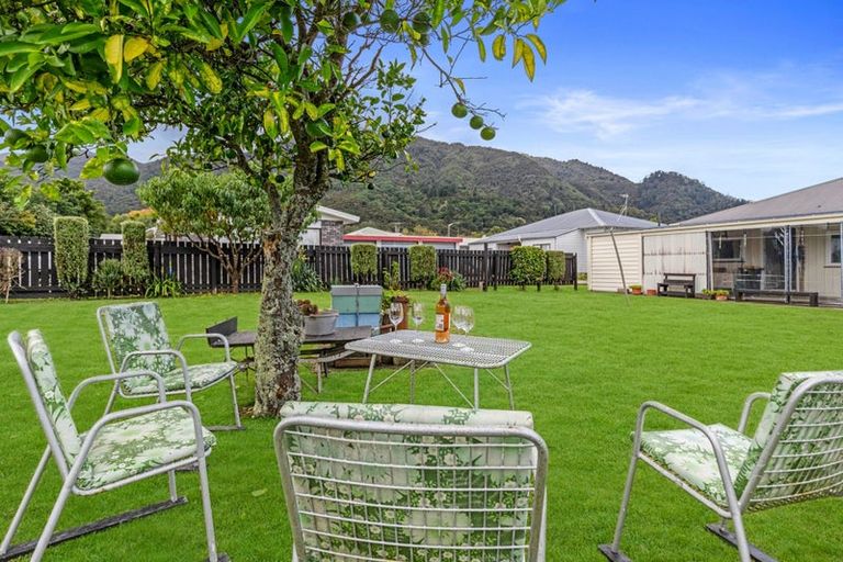 Photo of property in 2 Longfellow Street, Te Aroha, 3320
