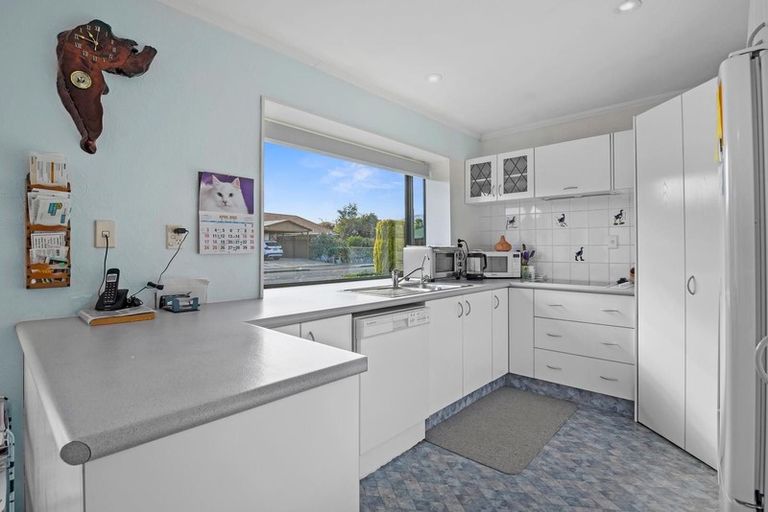 Photo of property in 9 Saunders Crescent, Stoke, Nelson, 7011