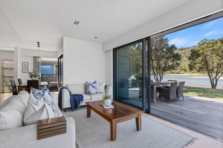 Photo of property in 28 The Strand, Waiwera, Orewa, 0994