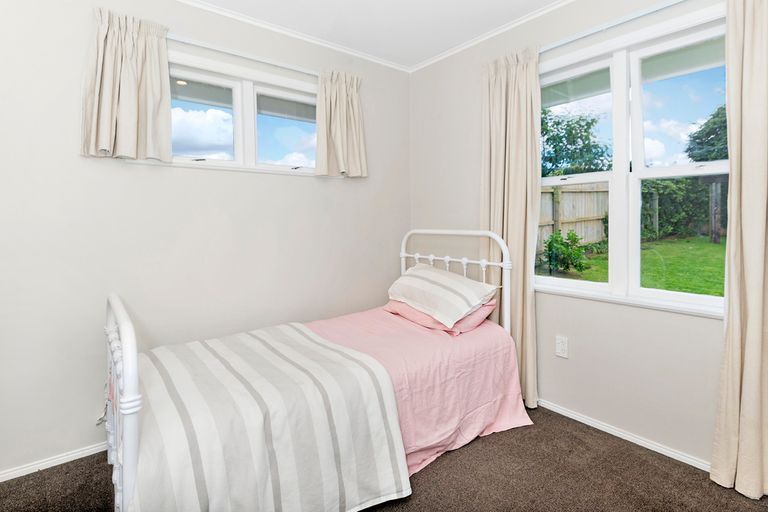 Photo of property in 13 Orchard Rise, Rosehill, Papakura, 2113