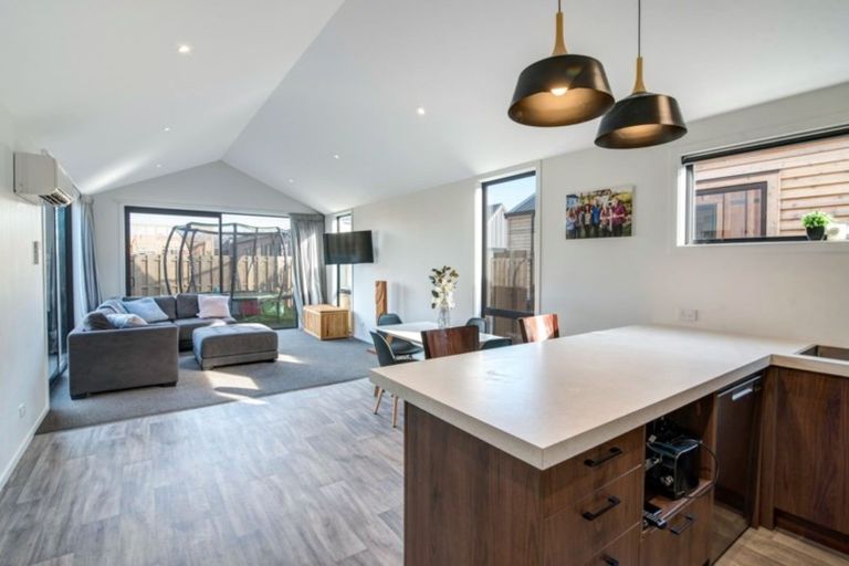 Photo of property in 26 Red Cottage Drive, Lake Hayes, Queenstown, 9304