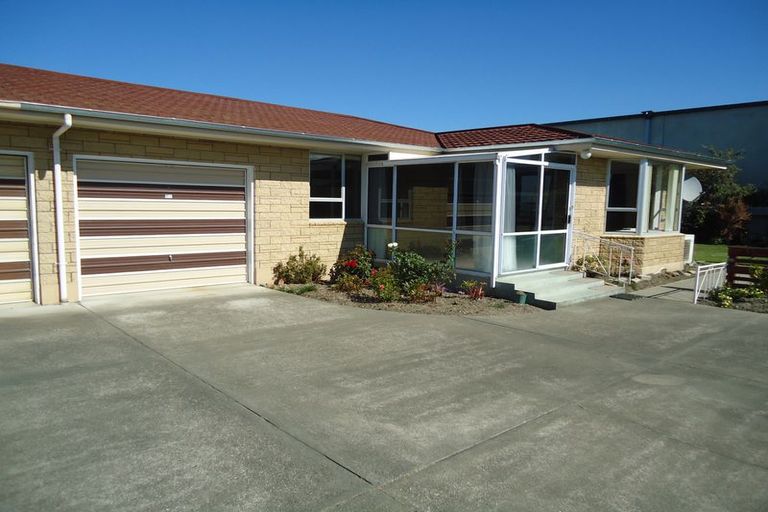 Photo of property in 25b Leonard Street, Waimate, 7924