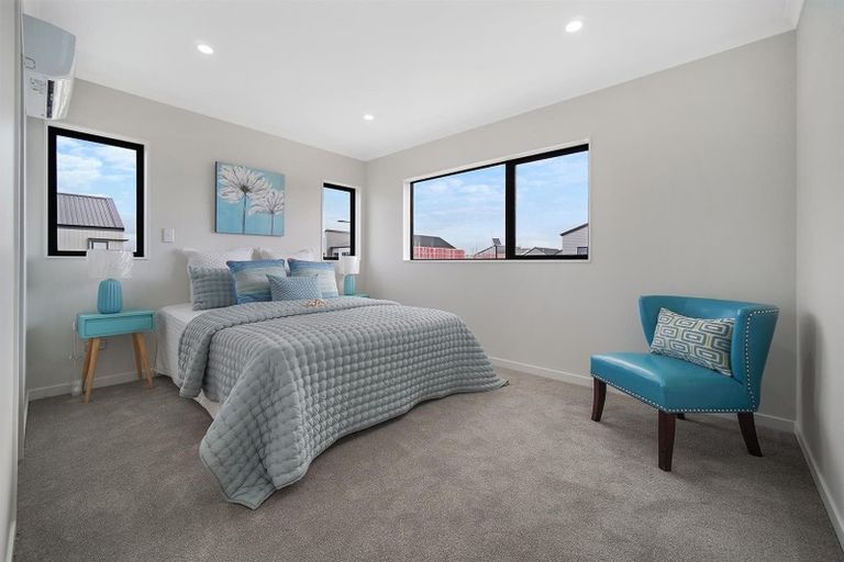 Photo of property in 42 Kairakau Street, Papakura, 2110