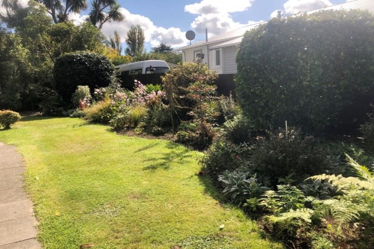 Photo of property in 81 Queenwood Road, Levin, 5510