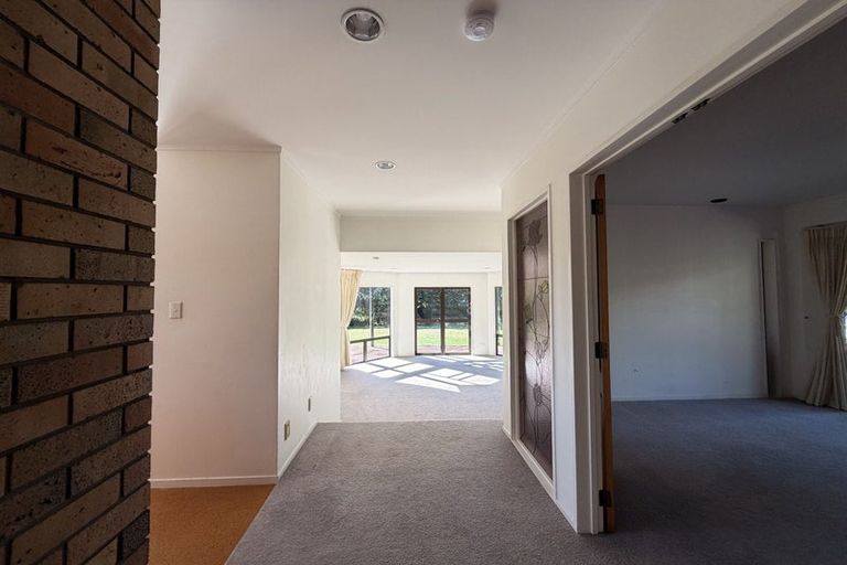 Photo of property in 7 Aotearoa Terrace, Murrays Bay, Auckland, 0630