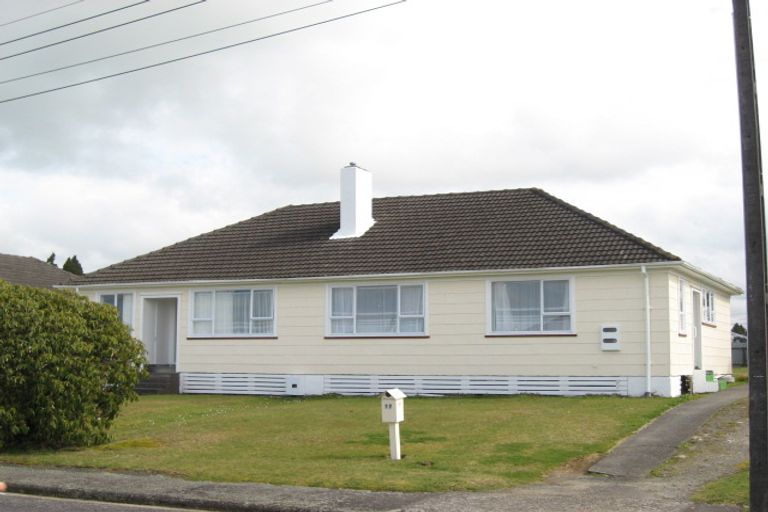 Photo of property in 17-19 Essex Street, Stratford, 4332