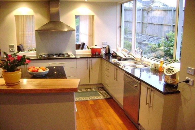 Photo of property in 7 Andara Close, Pinehill, Auckland, 0632