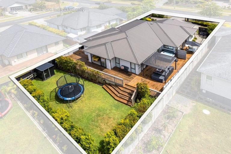 Photo of property in 60 Matua Road, Huapai, Kumeu, 0810