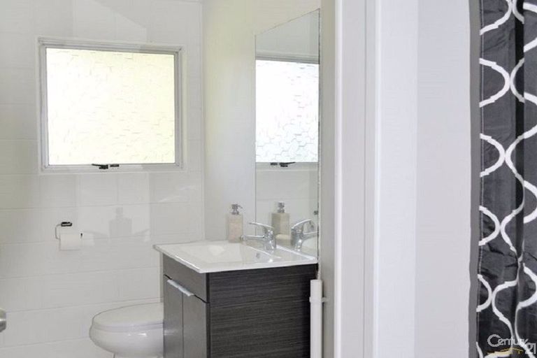 Photo of property in 21 Landscape Road, Papatoetoe, Auckland, 2025