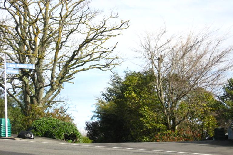 Photo of property in 11 Lady Polson Lane, Cashmere, Christchurch, 8022