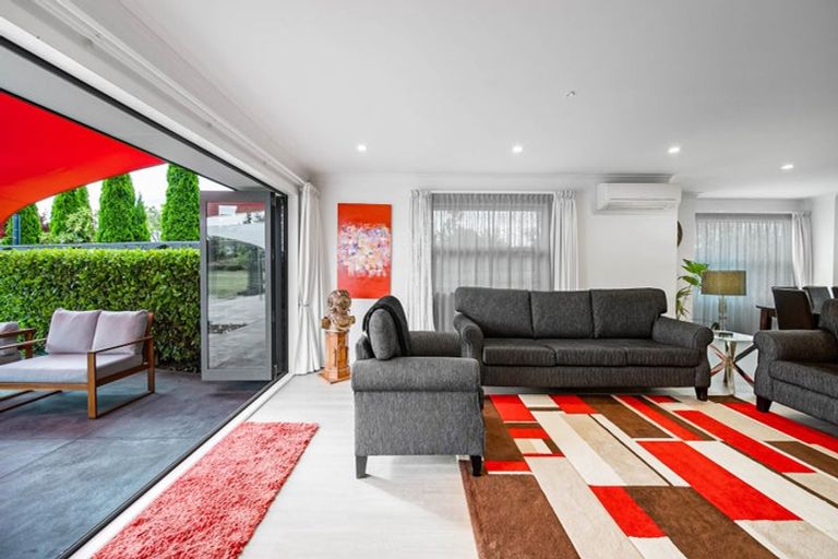 Photo of property in 12 Rossington Drive, West Melton, 7618