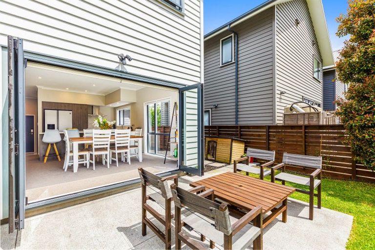Photo of property in 42 Bomb Point Drive, Hobsonville, Auckland, 0616