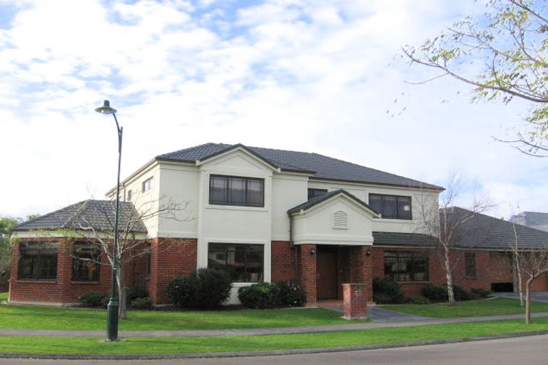 Photo of property in 27 Balmoral Drive, Terrace End, Palmerston North, 4410