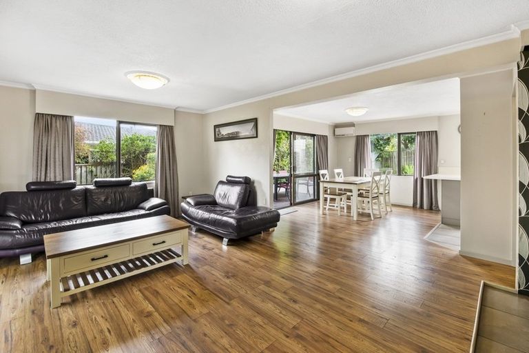 Photo of property in 17 Cobb Place, Otaki, 5512