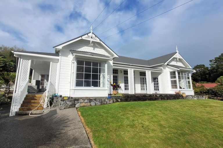 Photo of property in 103 Fulford Street, New Plymouth, 4310