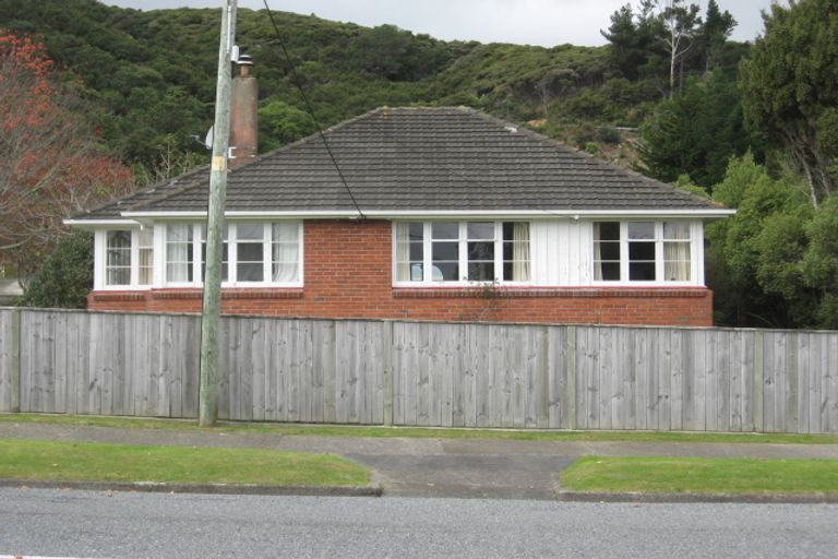 Photo of property in 24 Rimu Street, Naenae, Lower Hutt, 5011