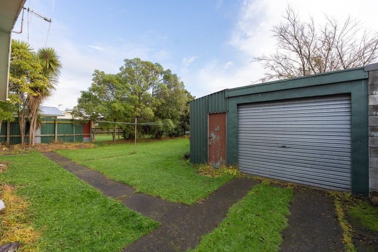 Photo of property in 26 Halswell Crescent, Westbrook, Palmerston North, 4412