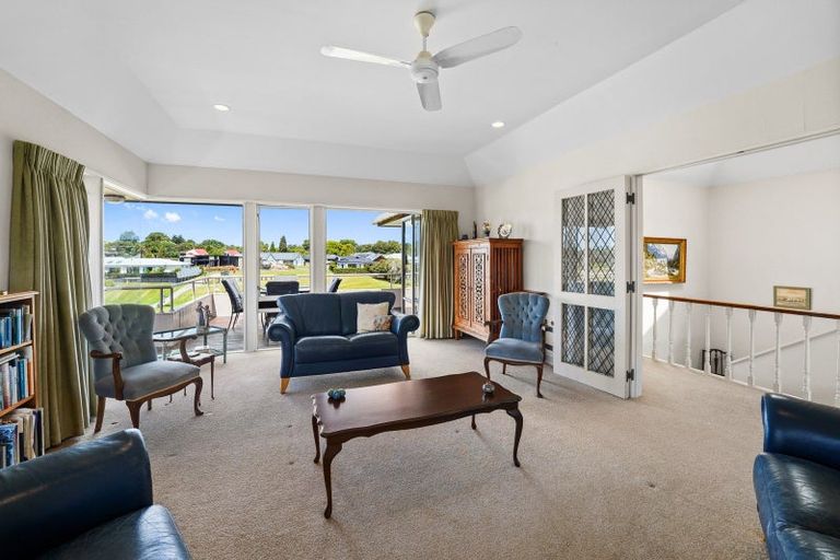 Photo of property in 68 Links View Drive, Omokoroa, 3114